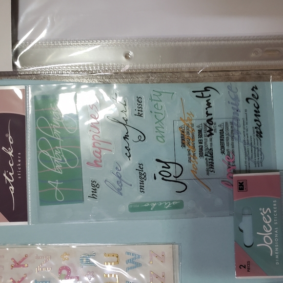 Scrapbook accessories - Picture 11 of 12